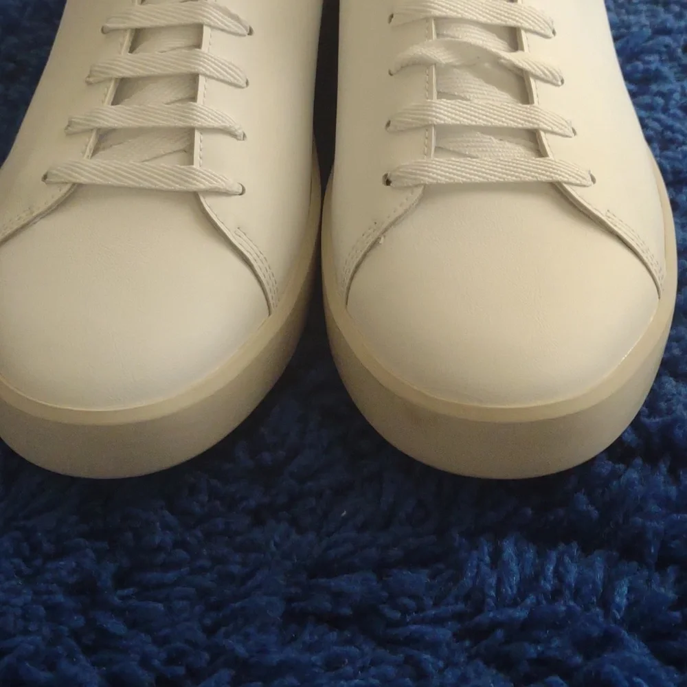 Everlane The‎ releather tennis shoe Unisex Size W 14 M 12 Classic Preppy Casual